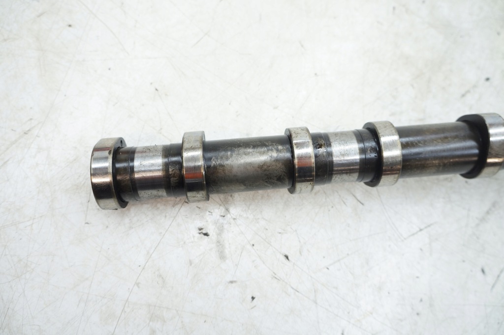 фото №4, Volvo s60 v60 s90 xc60 2.0 d4204t5 вал розподільного валу всмоктуючий 31401337