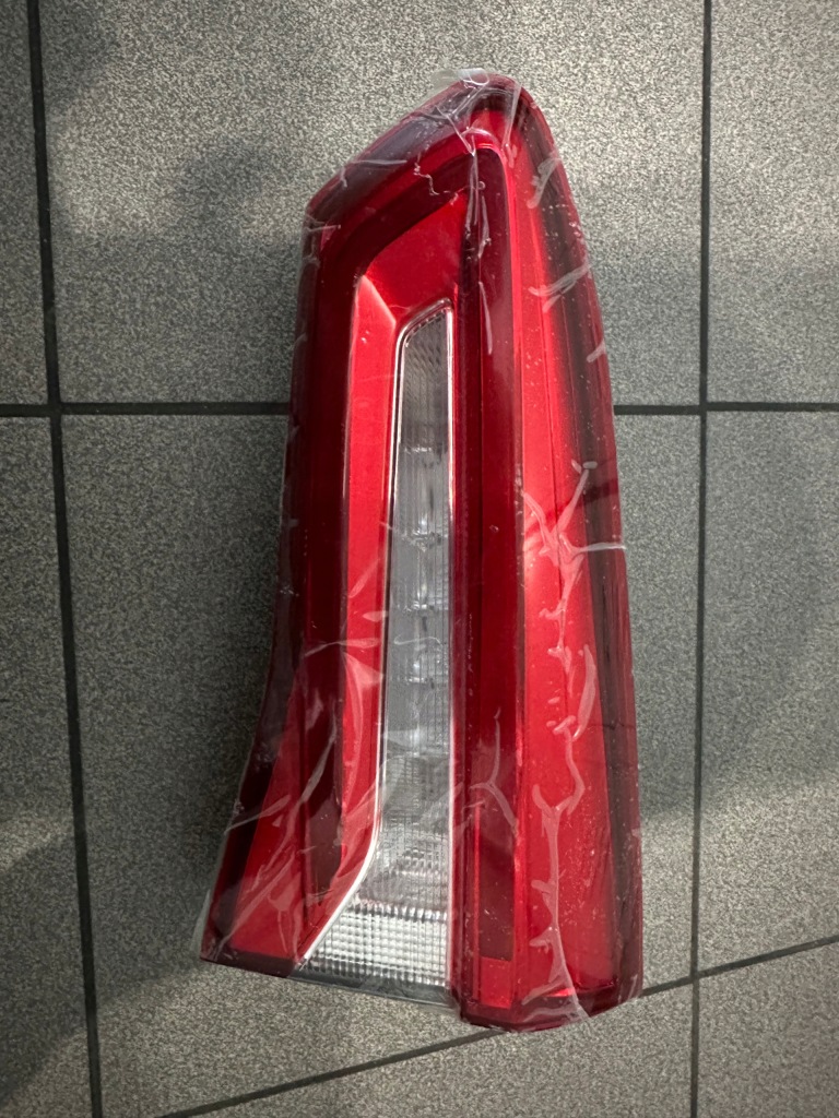 Купити Ford focus mk4 фара задній задня правий універсал led