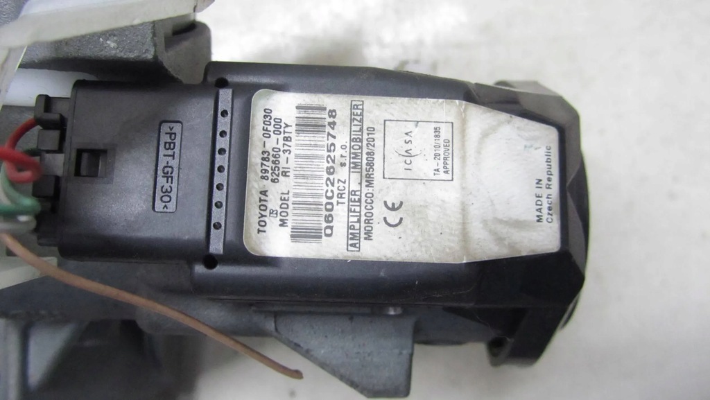 фото №5, Toyota verso lift замок запалювання + ключ 14-