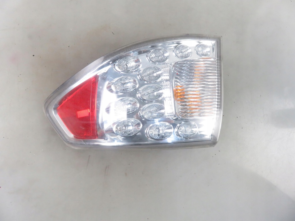 фото №9, Лампа права задня subaru impreza iii 22020024