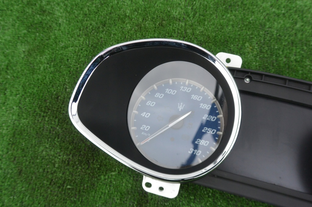 фото №7, Лічильник бензин maserati quattroporte eu