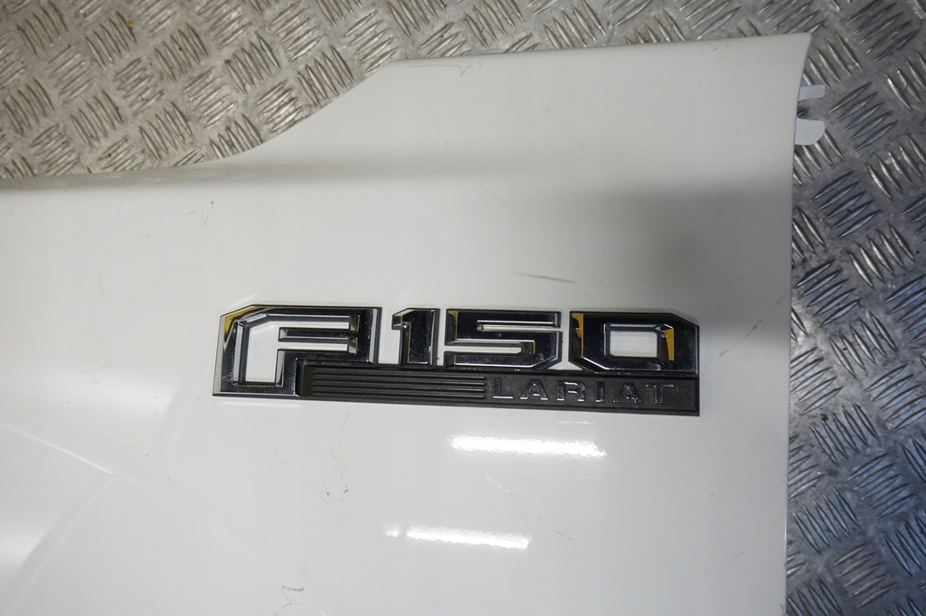фото №13, Ford f150 f-150 lariat 2017 - 2020 крыло левый перед передний эмблема usa