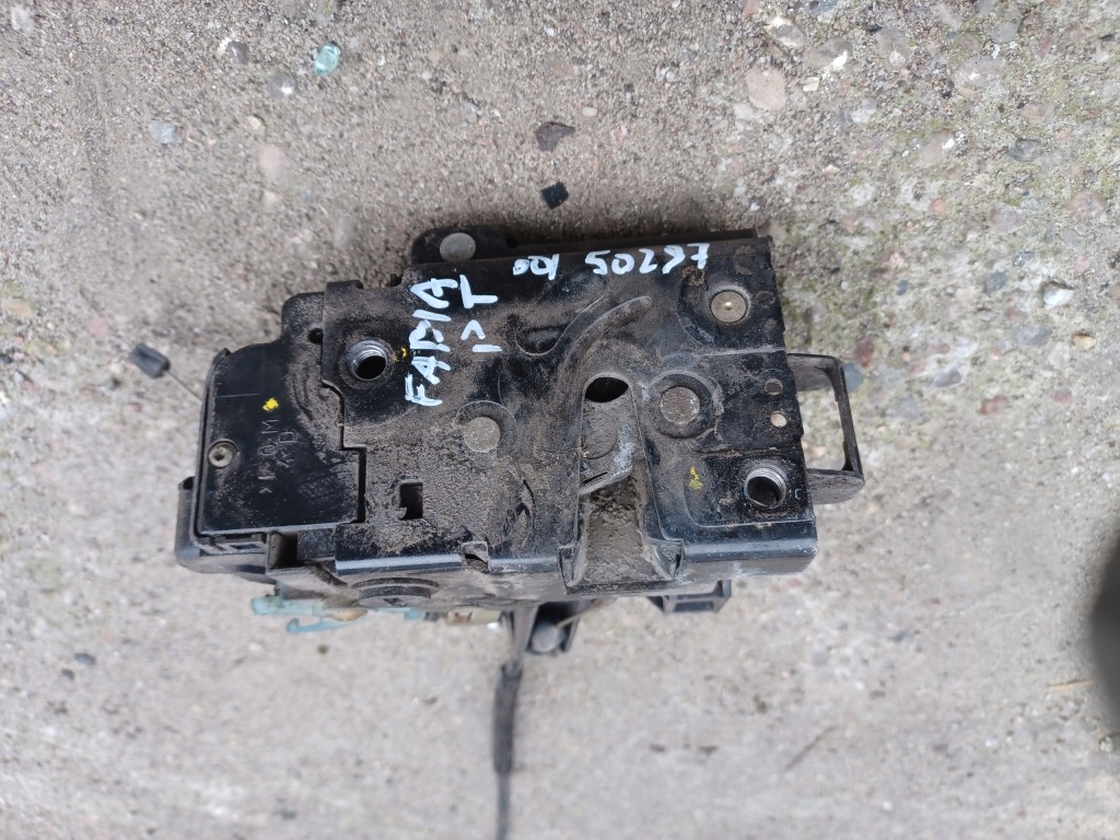 фото №2, Замок двері задня правий skoda fabia i 01r