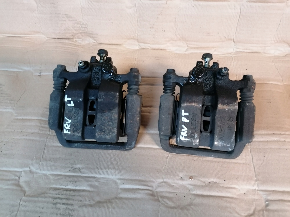 фото №1, Honda fr-v 2006r супорт правий задня