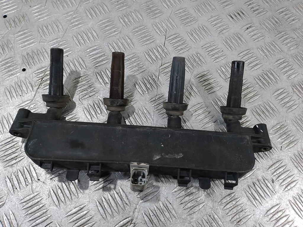 фото №1, Катушка зажигания peugeot 307 bbc2.2ndt 1.4