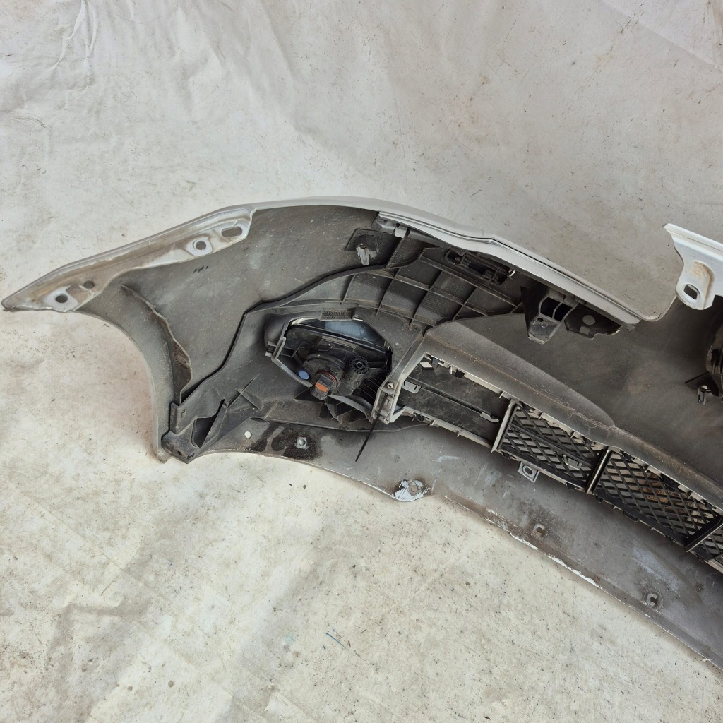 Bmw 5 f10 f11 10-13 бампер перед передний sprysk pdc Доставка