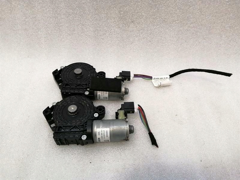 Купити Двигун otwieranego дах mercedes-benz a1769068700