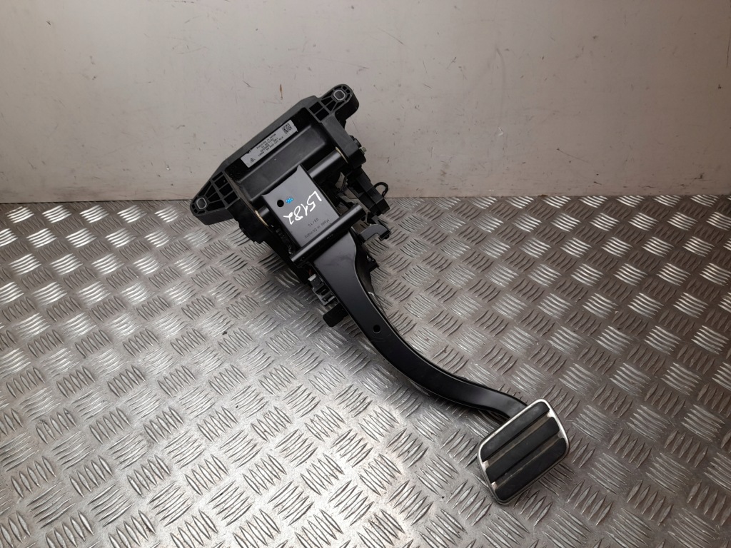 фото №1, Педаль тормоза porsche panamera 2015 97042300904