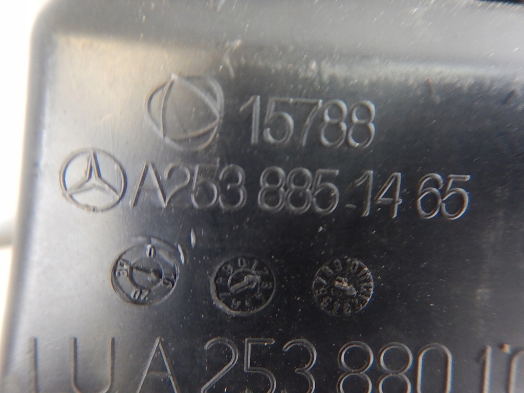 фото №13, Mercedes glc w253 x253 правый направляющая бампера задняя