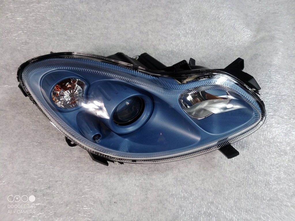 фото №1, Smart fortwo ii 2017 лампа передняя правая ev a4518200261 bosch