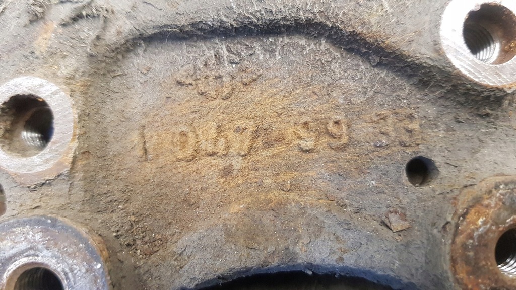 фото №3, Поворотний кулак задня задня права volvo v70