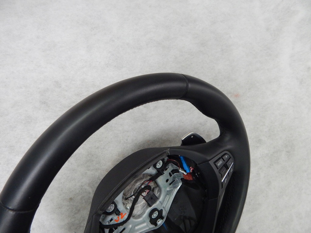 фото №8, Bmw x3 x4 f25 f26 - воздуховод лепестки переключения m-pak oryg