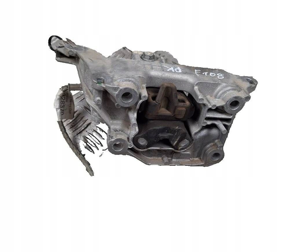 Купити Кронштейн двигуна ds automobiles 3 crossback 9824312980