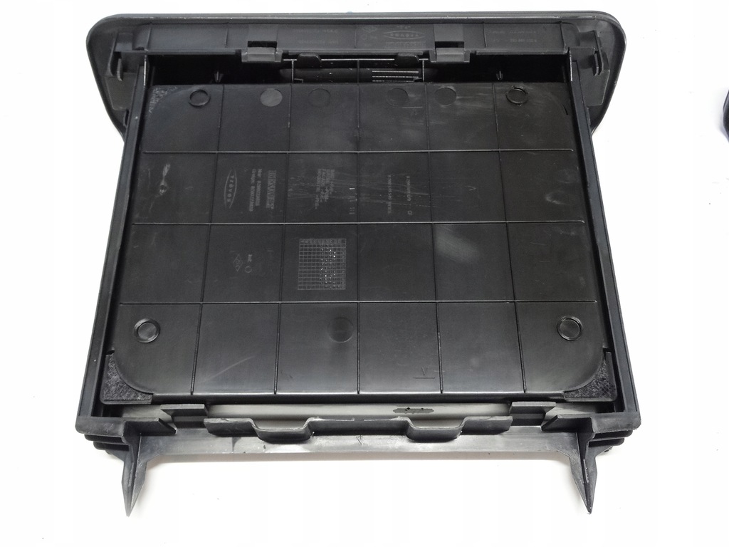 фото №7, Полка ящик renault scenic ii 8200569079