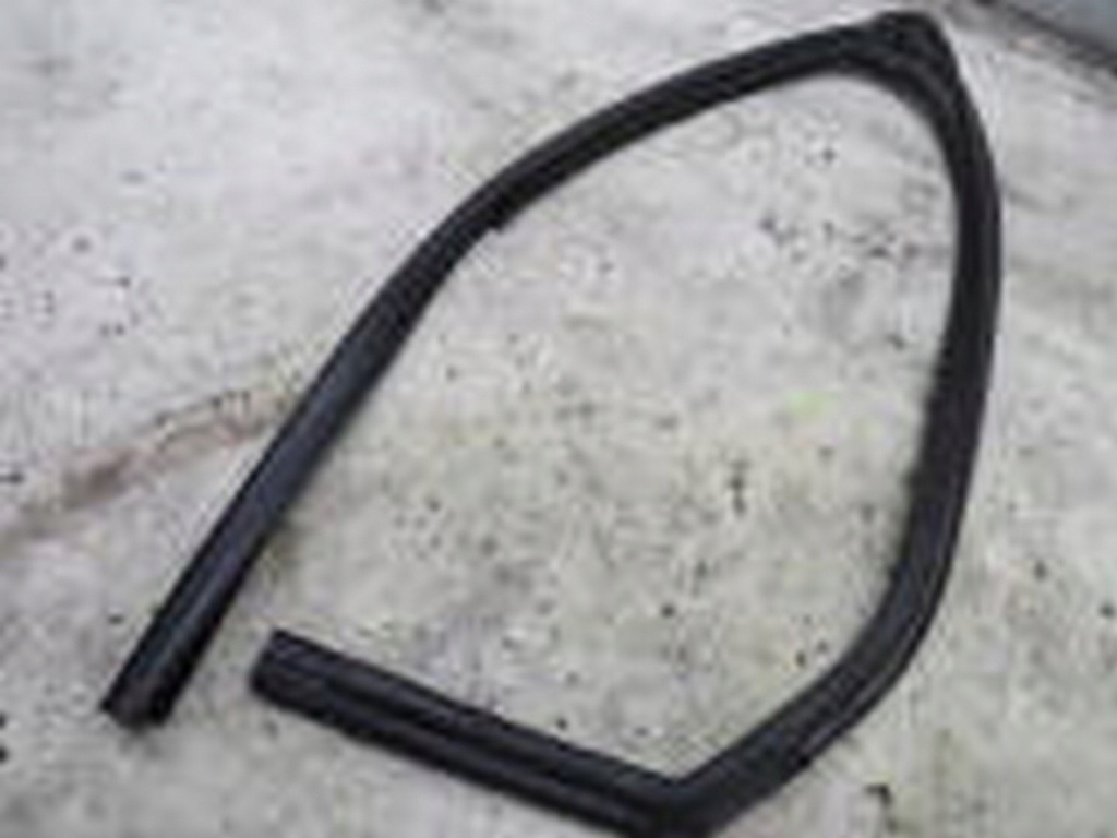 фото №2, Прокладка дверь правый задняя задняя ford ecosport