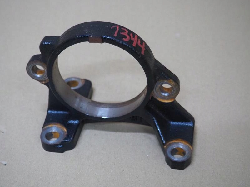 фото №1, Кронштейн опора полуось toyota rav4 v 2.5 hybrid