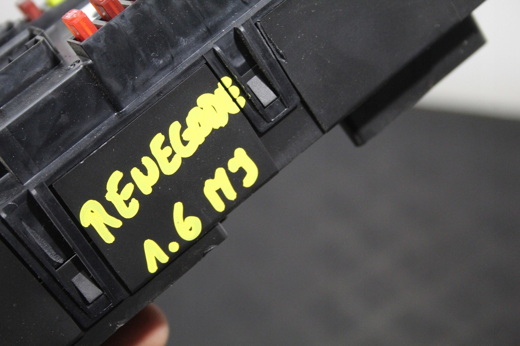 фото №3, Коробка запобіжників jeep renegade 00520780630