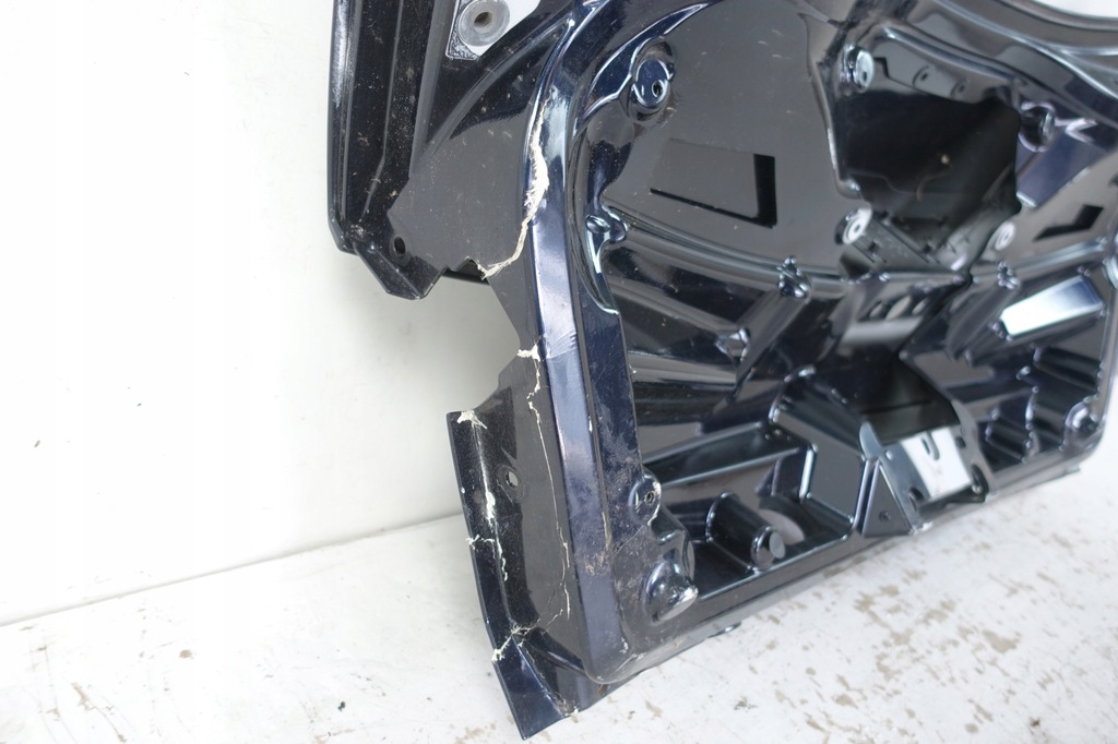 фото №9, Aston martin db11 2016- кришка багажника багажника задня задня