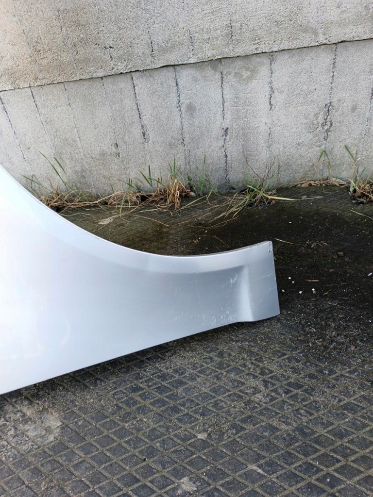 Крило правий перед audi a6 c6 ly7w Недорого