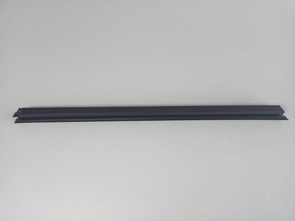 фото №1, Bmw g30 g31 молдинг прокладка дверь левый перед wew.