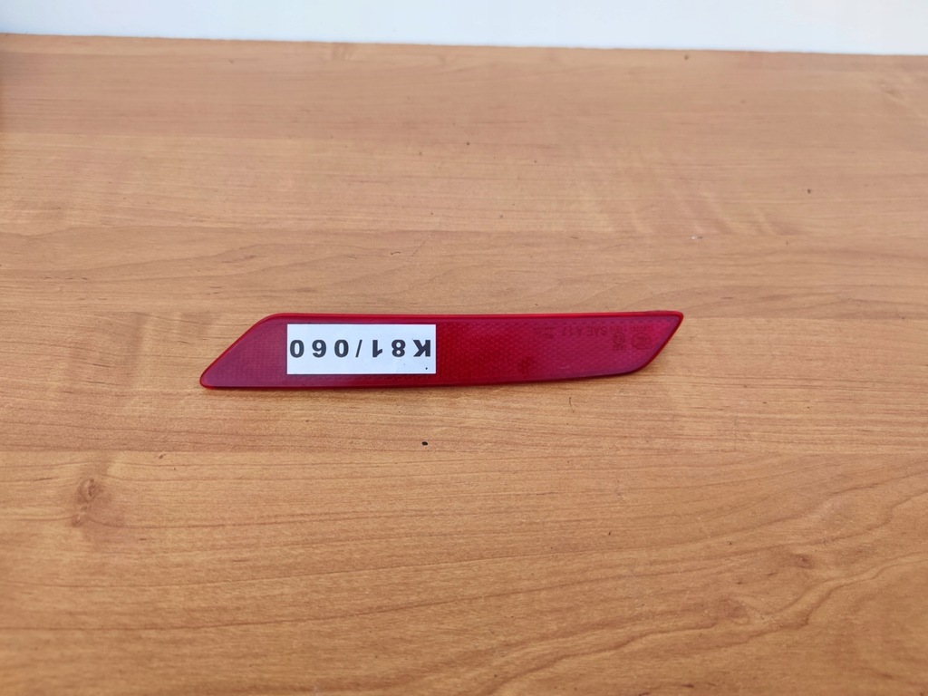 фото №1, Jaguar i pace левый отражатель лампа отражающая задняя