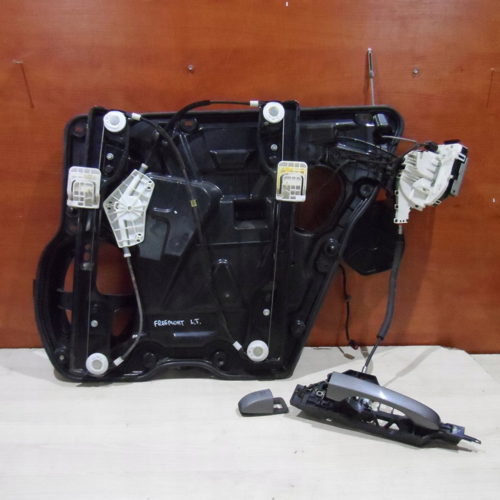 фото №1, Подъемник стекло левый задняя ручка fiat freemont 12r