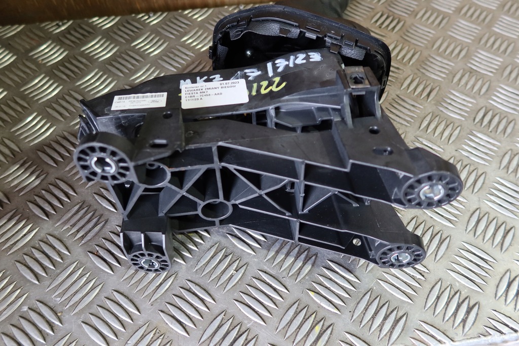 фото №9, Домкрат переключения передач fiesta mk7 c1br-7c453-aad