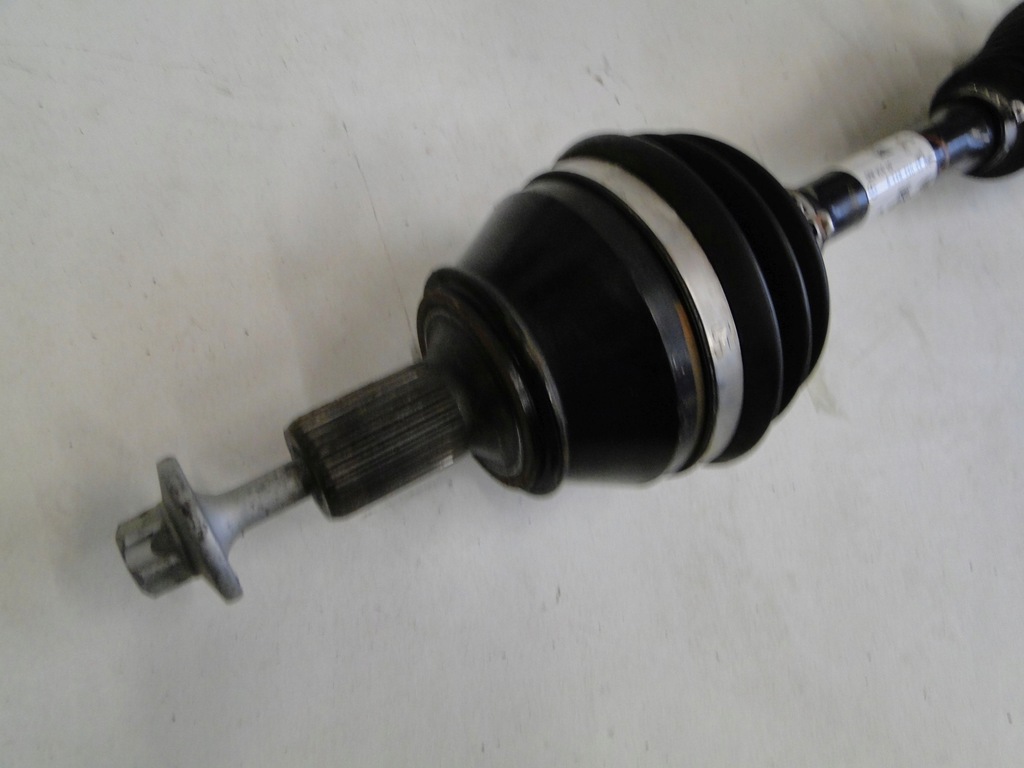 фото №6, Mercedes glb 247 x247 приводной вал передняя правая 4matic a1183305500