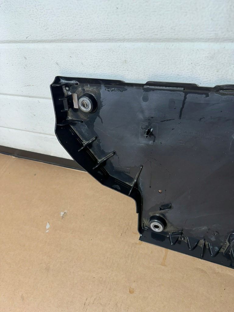 Захист дна, pod підрамник, накладка підрамник mercedes eqa w243, h243 Оригінал