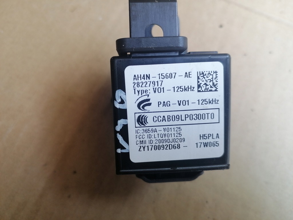 фото №3, Замок зажигания volvo v40 ii