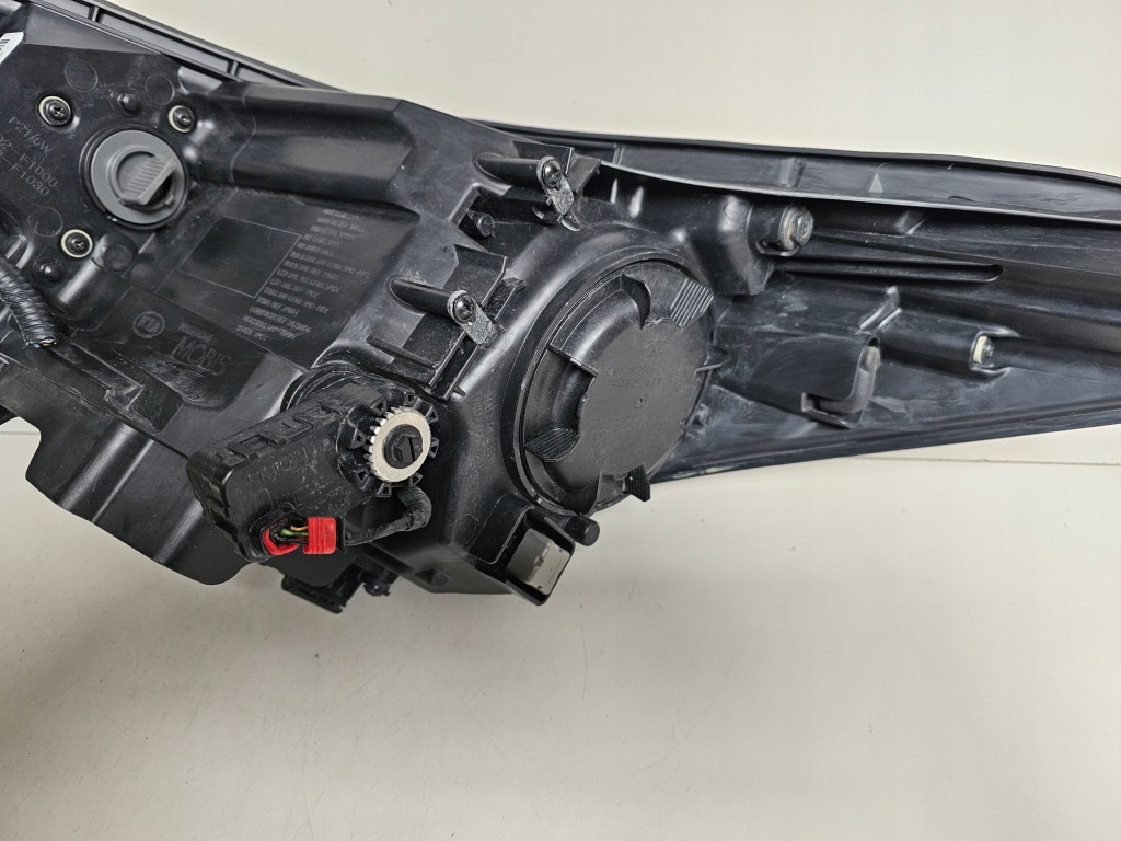 фото №15, Лампа передняя правая правый перед kia sportage iv 4 92102-f1000