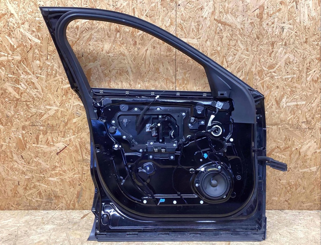 фото №7, Jaguar f-pace дверь передние левая t4a1369 hk83-20125-aa