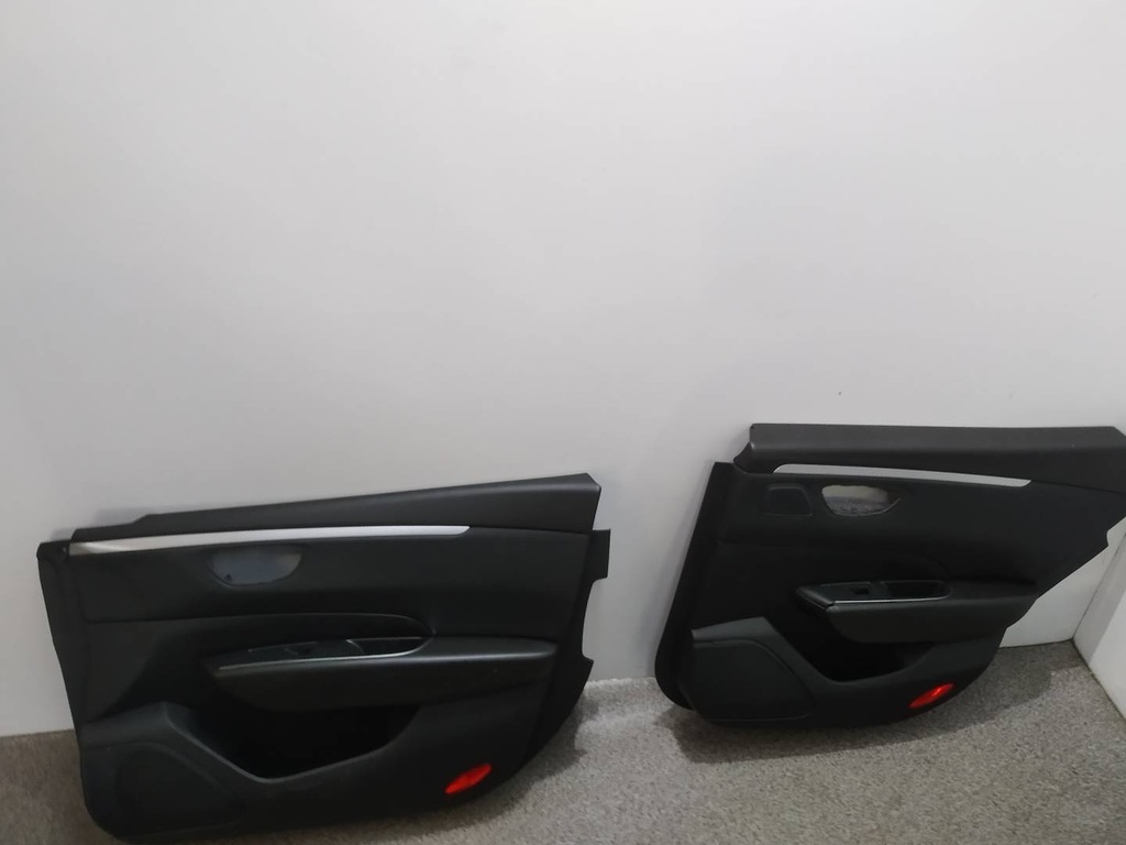 фото №13, Сиденья заднее сиденье обшивки полукожа sedan комплект обшивки renault talisman i