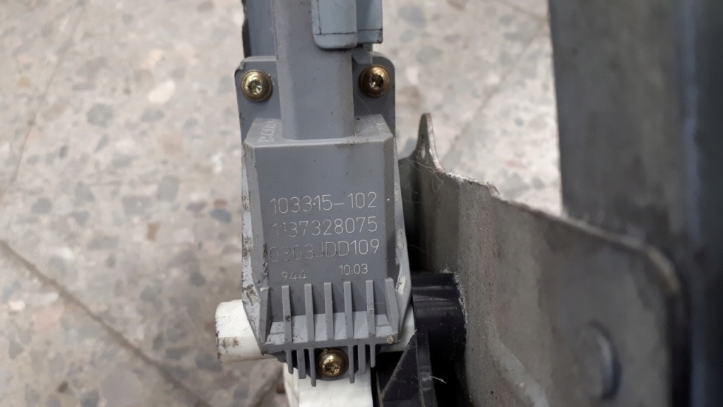 фото №9, 1137328075 подъемник стекло правый перед xsara picasso 99-10