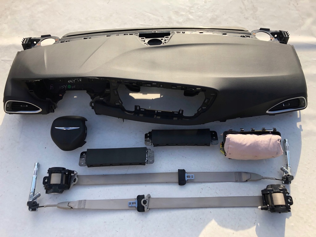 фото №1, Chrysler pacifica панель приладів панель приладів консоль подушки безпеки