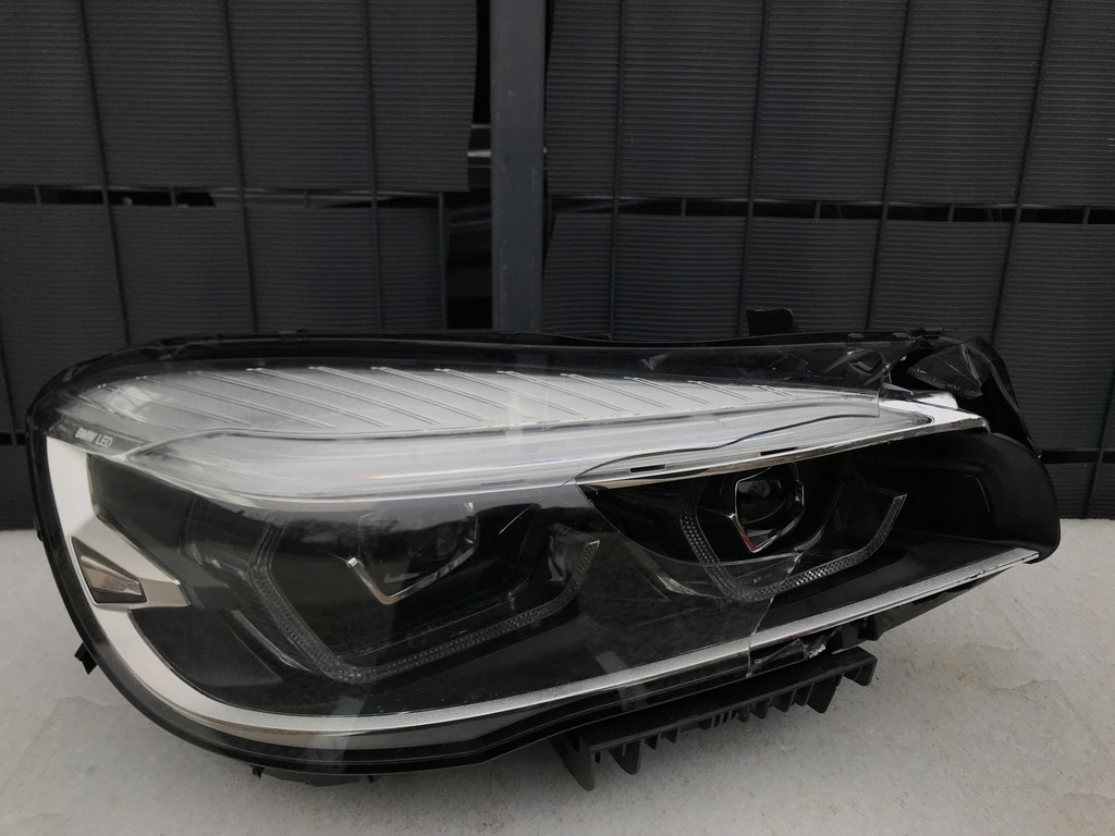 фото №1, Bmw 2 ii f45 f46 правая лампа перед full led lci 17