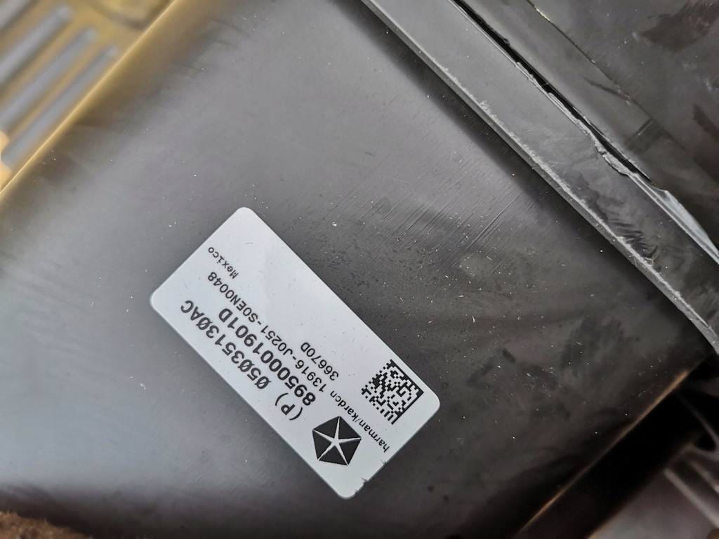 фото №13, Jeep grand cherokee wk2 динамики harman kardon