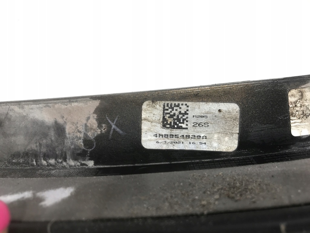 фото №9, Audi q8 молдинг na крыло łukowa 4m8853818e