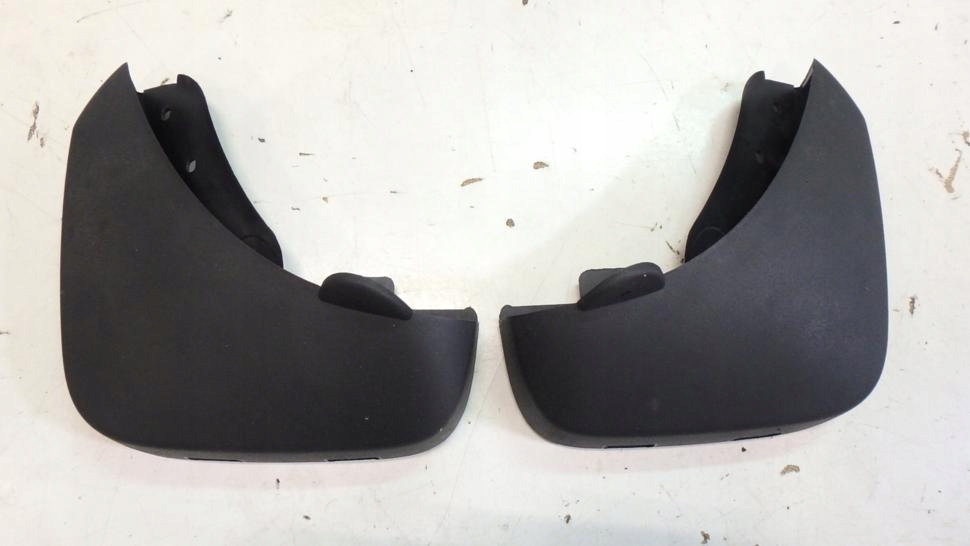 фото №1, Audi a3 8p бризковики задня nowe org 8p0075101