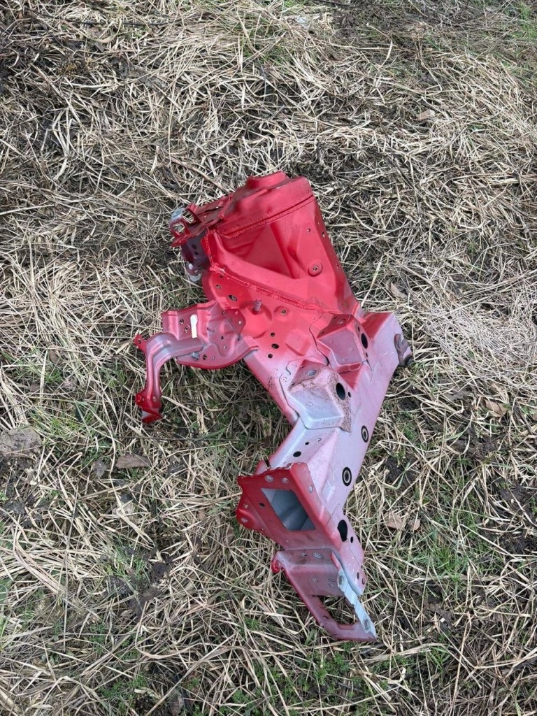 фото №1, Toyota yaris iv 2020- чверть лонжерон ліва перед