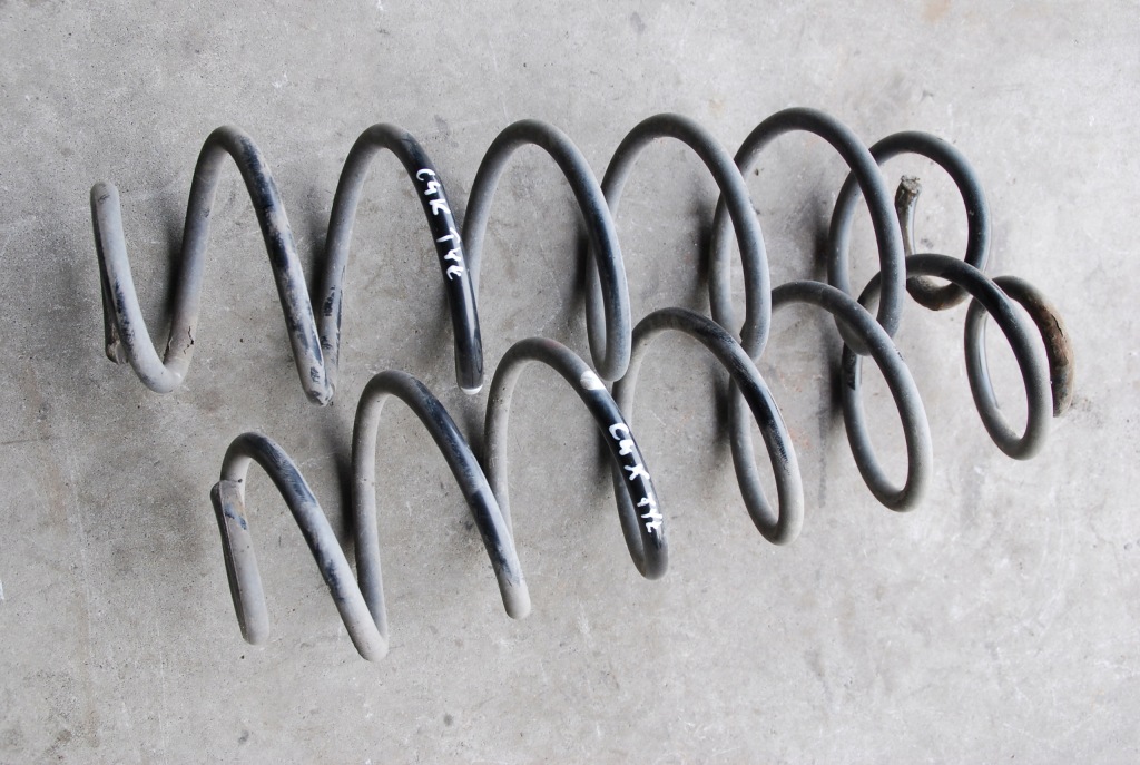 фото №1, Citroen c4 cactus 1.6 e-hdi пружины задняя комплект