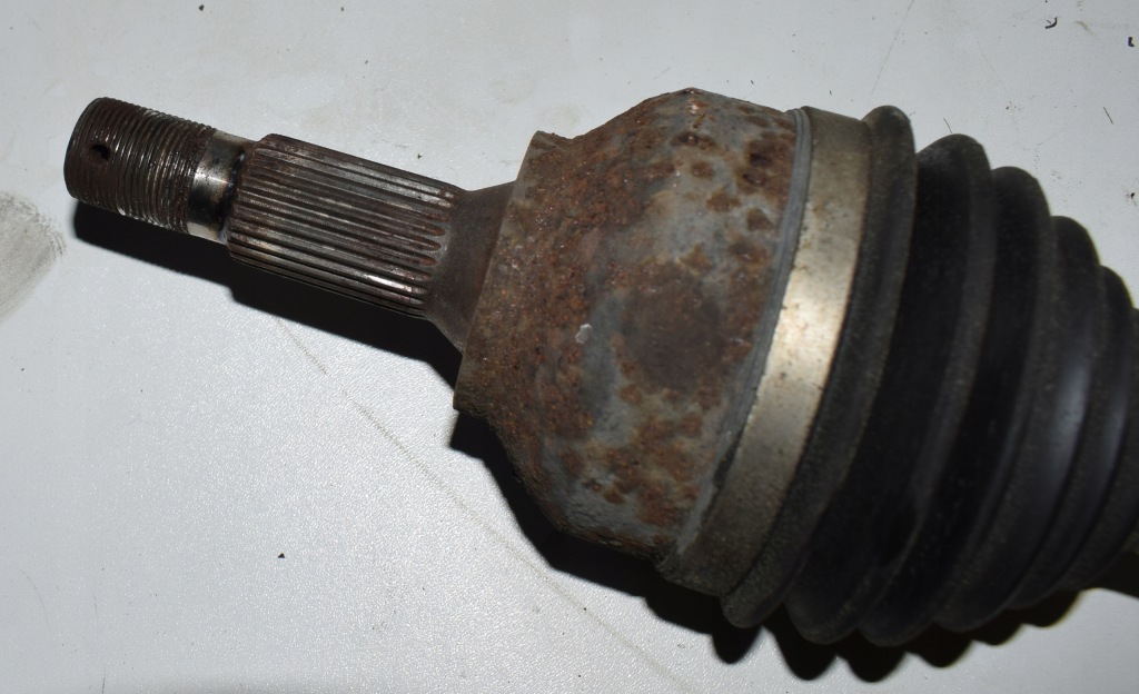 Citroen c5 3 x7 рестайлинг  приводной вал шрус  короткий левая 3.0 hdi автоматическая коробка передач 9685209580 в Украине