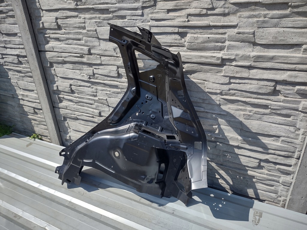 фото №8, Крыло четверть ford fiesta mk8 задняя правая 17-