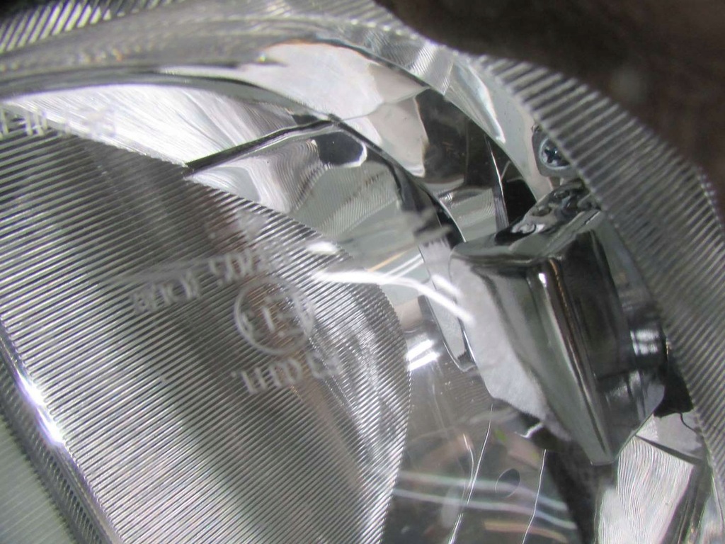 фото №8, Carens iv 14r противотуманная фара правый