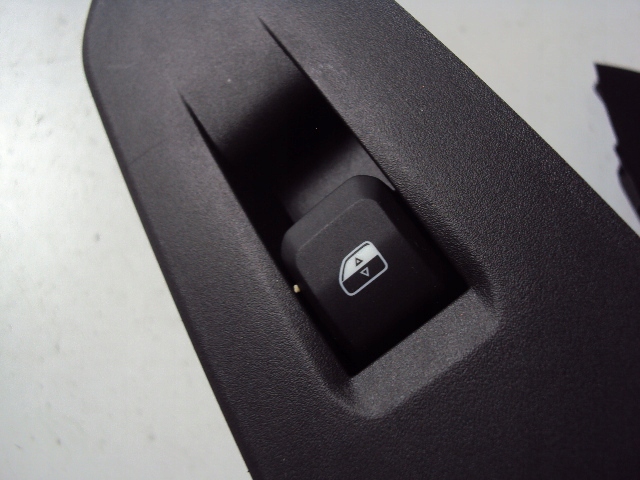 фото №3, Панель стекло правый задняя jeep compass ii lift 2021 r