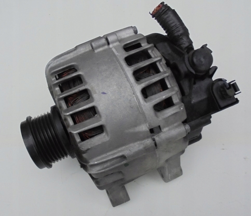 Купить Kuga mk2 рестайлинг  focus mk3 рестайлинг  1.5 tdci генератор