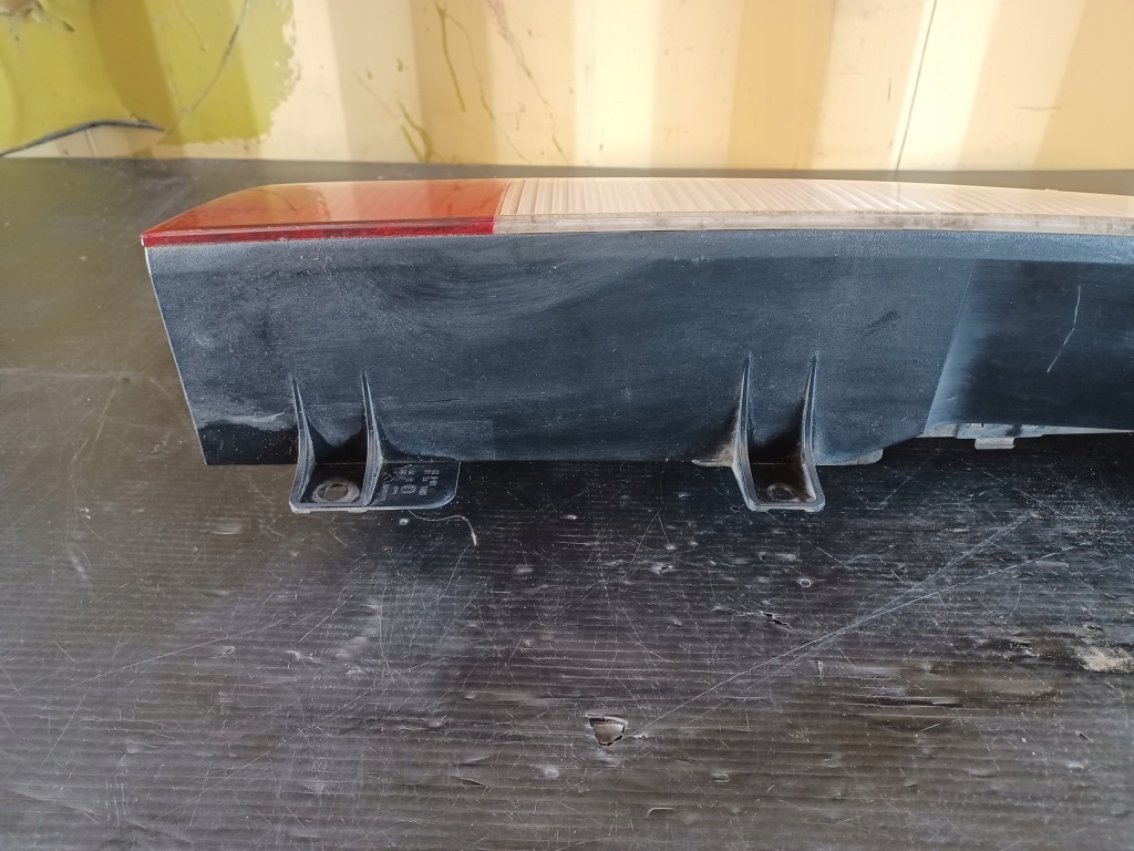 Фара левое  задняя vito viano w639 96467800 Доставка