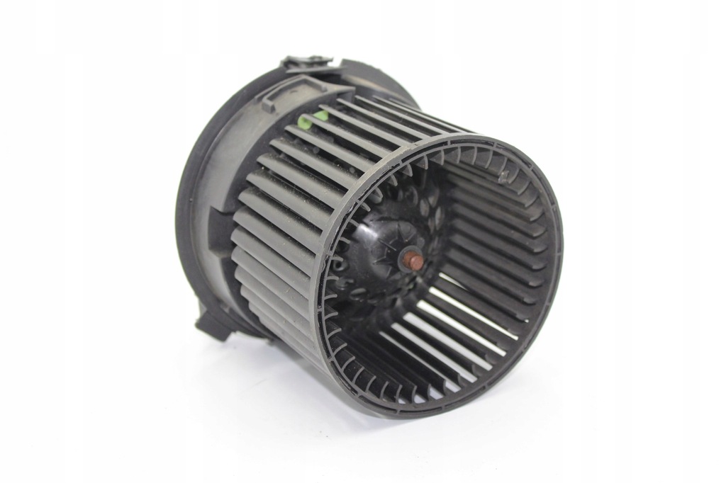 фото №1, Clio iv dacia logan вентилятор вентилятор обдув