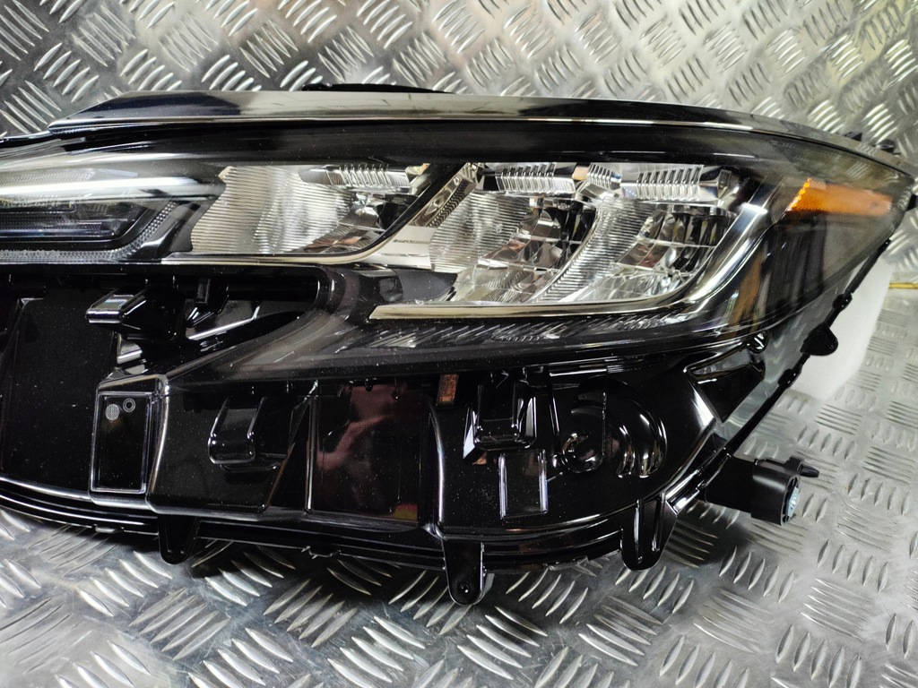 фото №8, Toyota sienna 2021 лампа фара правая левая передняя перед