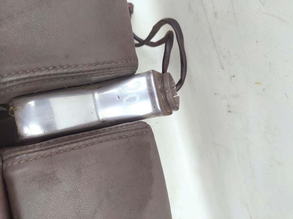 фото №5, Audi a8 d2 99-02 подлокотник кожа szary доставка